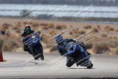 media/Dec-18-2022-SoCal Trackdays (Sun) [[8099a50955]]/Turn 7 Backside (1125am)/